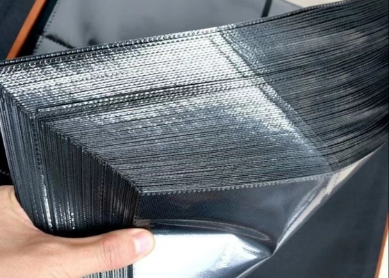 kaufen Wasserdichtes Laminationsgewebe aus 100% PP und Polyesterfolie für Albuminlagen online manufacture