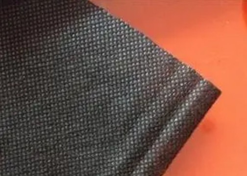 kaufen Agrargewebe aus nicht gewebten Stoffen mit Feuchtigkeitsgehalt, Atmungskraft, zur Unkrautbekämpfung online manufacture