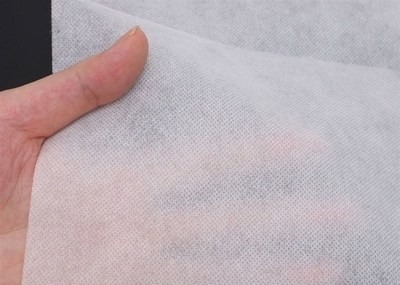 kaufen Landwirtschaftliche PP-Nichtgewebte Stoffe Kältebeständig Warm halten Frost Abdeckung online manufacture