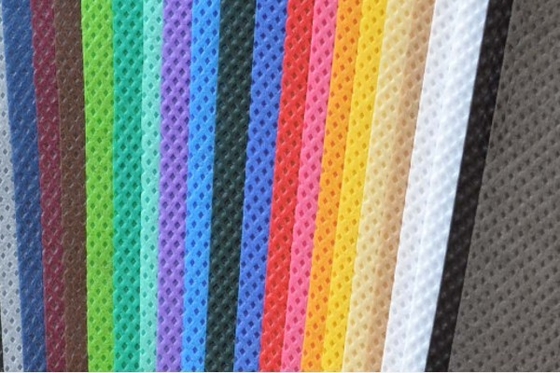 kaufen Schwärzen Sie nicht das Gewebe/Wegwerfbreite SGS des gewebe-Material-1.6m 2.4m 3.2m, die genehmigt werden online manufacture