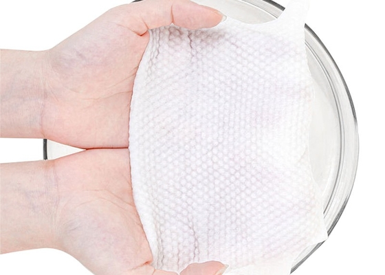 kaufen Nichtgewebte Gewebe-Breite kundengebundene weiße Farbe 100% Tencel Spunlace für das Abwischen des Stoffes online manufacture