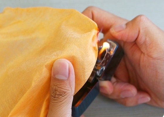 kaufen Feuerverzögernde nichtgewebte Gewebe Spunlace/Polyester-dickflüssiges Gewebe für Feuchtpflegetücher online manufacture