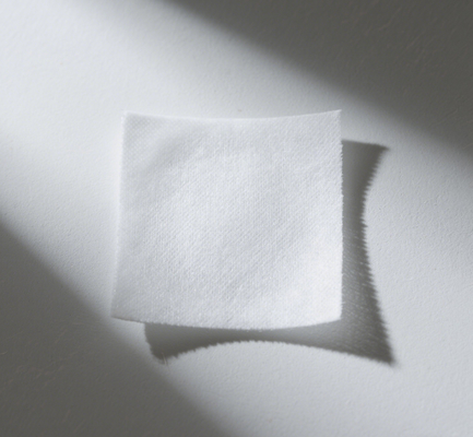 Soft Spunlace Nichtgewebe Hautfreundlich für medizinische Verbandswaren Nasstücher Sanitärpolster Industrie- und Verpackungsbereiche